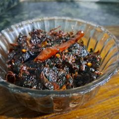 A picture of Laal saag.