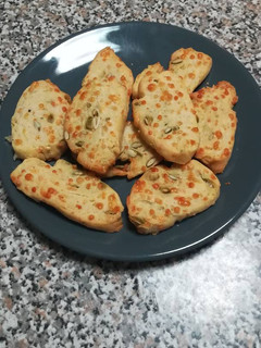 Una foto de Galletas de queso y semillas de calabaza
