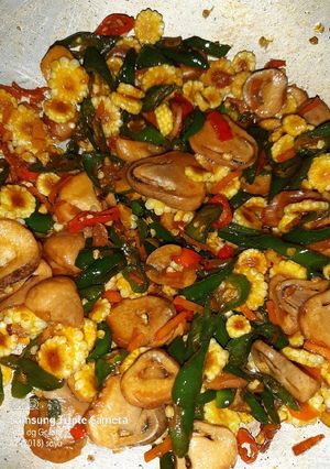 Foto resep Tumis jamur kancing lombok ijo