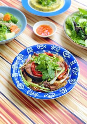 Hình của món Cá Bò Ngừ Kho Heo Quay.