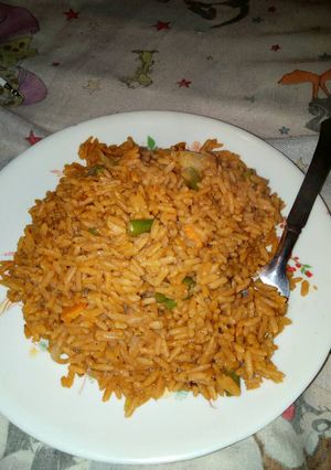 A picture of Jollof rice.