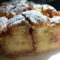 Una foto de Budín c/ dulce de leche