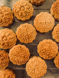 A picture of Ma’moul (Semolina cookies) 🥮🥮.