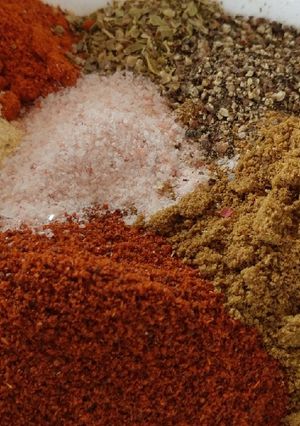 A picture of Home Made Super Easy Taco Seasoning.