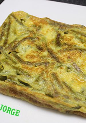 Foto principal de Tortilla cuadrada de espárragos