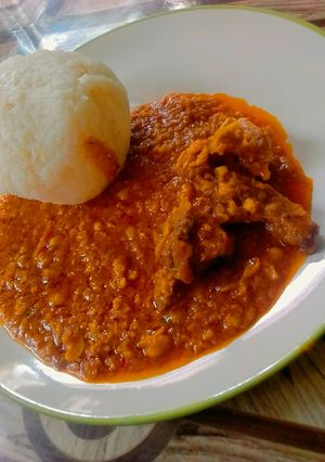 A picture of Tuwon shinkafa Miyar wake mmn khaleel's kitchen.