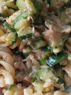 Foto di Fusilli tonno e zucchine