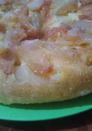 Una foto de Torta invertida de manzana