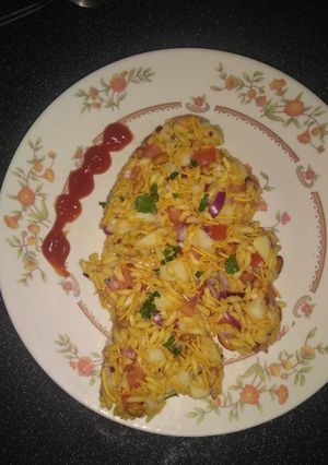 A picture of Khati methi muri.