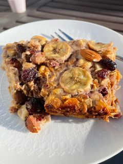 A picture of Banana cake.