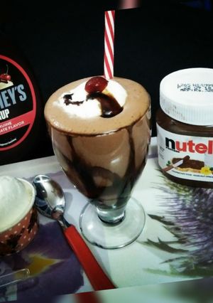 A picture of Bourbon-Nutella Icecream Shake.