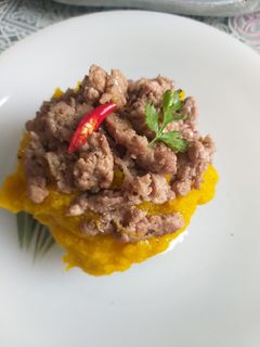 Hình của món Bí rợ hầm thịt bằm.