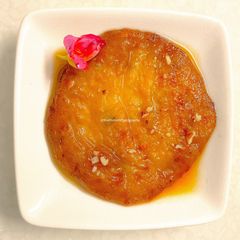 A picture of Honey Malpua.