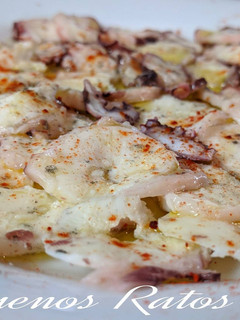 Una foto de Carpaccio de pulpo dos aliños
