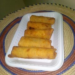 A picture of Chicken spring rolls.