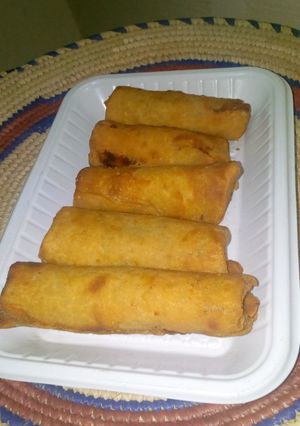 A picture of Chicken spring rolls.