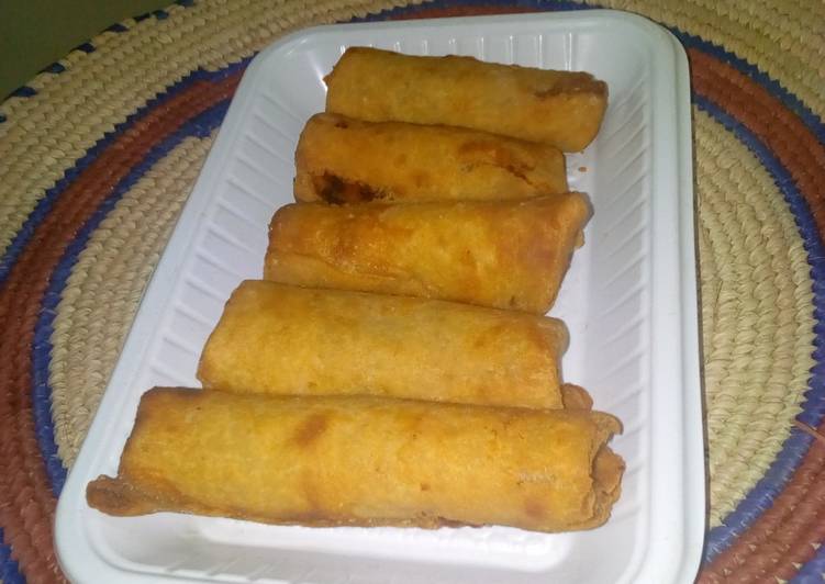 Chicken spring rolls