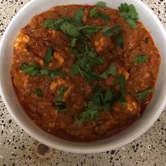 A picture of Paneer do pyaza.