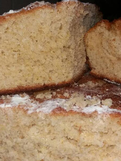 Una foto de Pan de polenta dulce