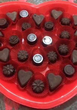 Una foto de Chocolates diferentes rellenos