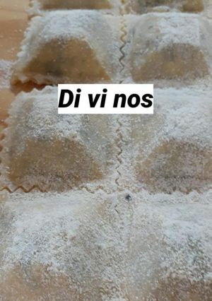 Una foto de Ravioles caseros verdura y queso