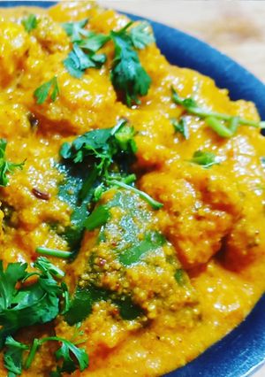 A picture of Soya Chunks Capsicum & Onion Curry soyabeena badi ki sabji.