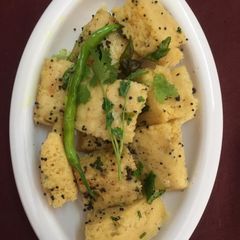 A picture of Khaman.