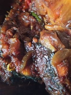 রুই মাছের ঝোল (rui maacher jhol recipe in Bengali) রেসিপির প্রধান ছবি