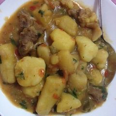 A picture of Beef matoke.