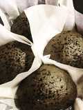 Pan bao con tinta de calamar