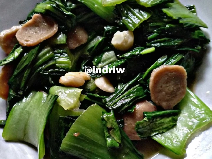 Cara Mudah Menyiapkan Resep Tumis Pakcoy Baso Bawang Putih yang Lezat
