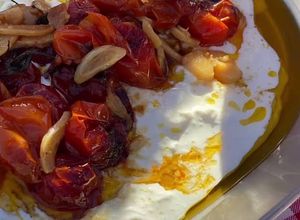 Foto de Burrata com Tomate assado
