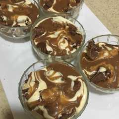 حلا كاسات الشوكولا والنيسكافيه 😋-レシピのメイン写真