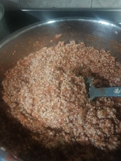 Una foto de Canelones a la boloñesa