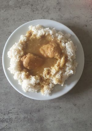 A picture of Garam Masala Chicken Ginger Curry.