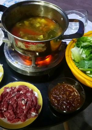 Hình của món Bò nhúng dấm.