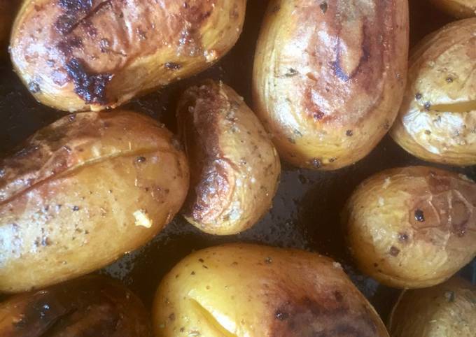 Картофель, запеченный в мундире в духовке, 3 рецепта