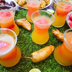 A picture of Melony peach Shots.