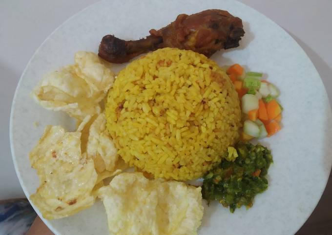 Yuk intip, Cara gampang bikin Nasi Kebuli Ayam dijamin lezat