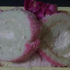 A picture of Bread jam coconut roll.
