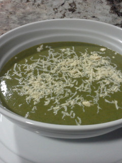 Una foto de Crema de espinaca con verduras