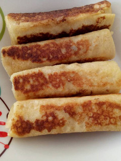 A picture of Fried bread roll.