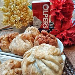 A picture of Chicken Kachori.