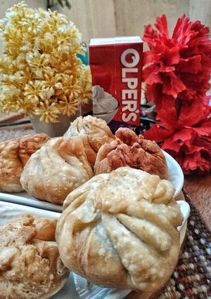 A picture of Chicken Kachori.