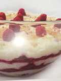 Schichtdessert mit Milchreis & Himbeeren