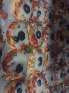 صورة لوصفة طريقة عمل بيتزا المحلات