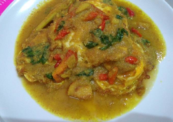 Resep Telur Bumbu Kuning Tanpa Santan Oleh Mama Nin Cookpad