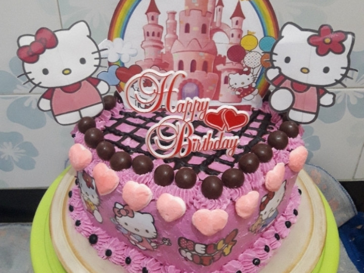 Ini dia! Bagaimana cara bikin Kue Ulang Tahun Tema Hello Kitty  enak