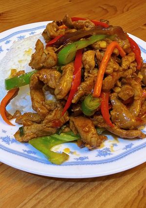 魚香肉絲蓋飯 的食譜成品照片