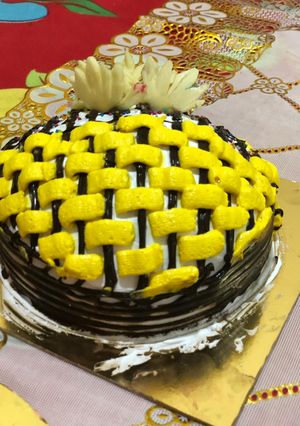 A picture of Pineapple cake.